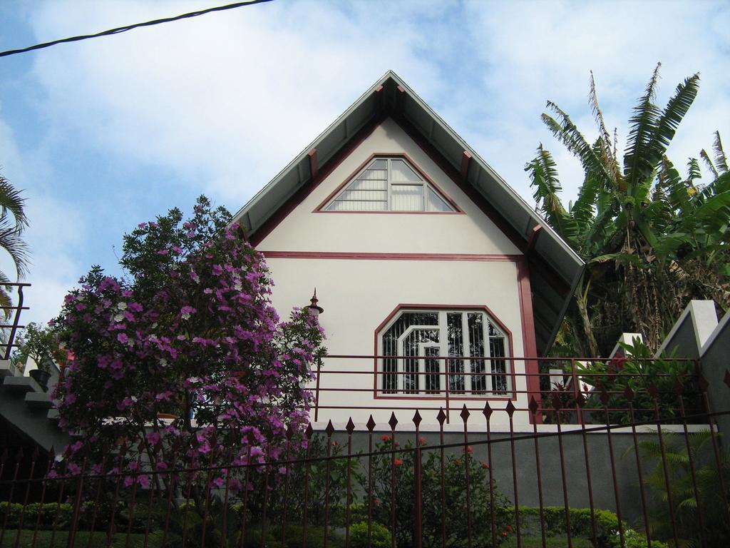 Pousada Chales Valença Valenca  Exterior foto